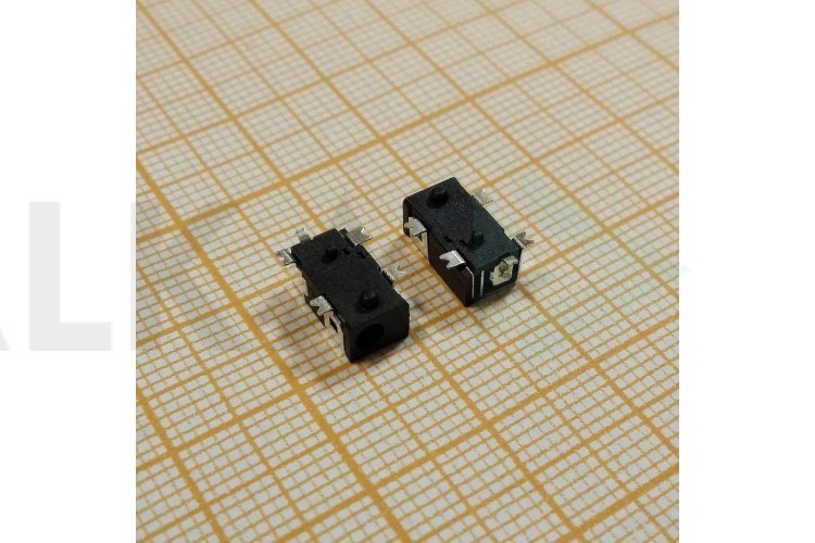 Разъем питания для планшета DC041 (2.5*0.7mm)