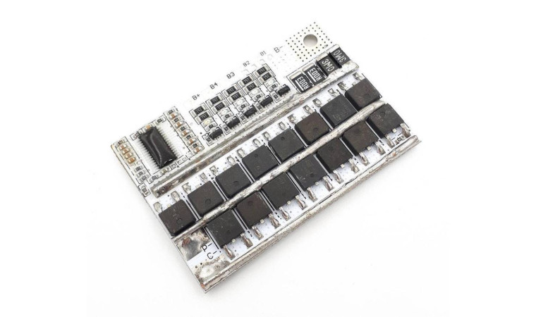 Контроллер заряда-разряда PCM 5S 18.5V 100A (Li-Ion) Контроллер заряда-разряда PCM 5S 18.5V 100A (Li-Ion)