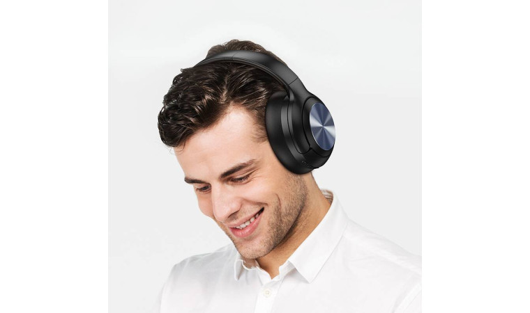 Наушники мониторные беспроводные HOCO W54 Young ANC BT headphones (цвет топленое молоко) с шумоподавлением