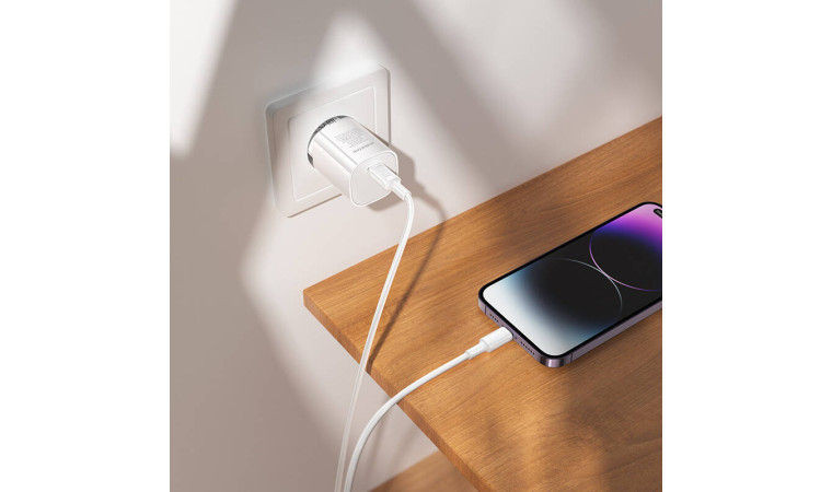 Сетевое зарядное устройство USB-C BOROFONE BA103A Pudding PD20W (белый)