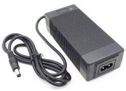 Адаптер питания для электросамокатов для Li-Ion батарей (12.60V 3.0A 5.5*2.1)